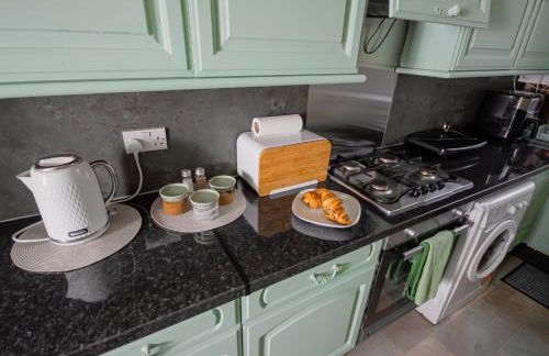 FREE Pool Table Cinema Room TableTennis AirHockey Glasgow City - Foto 34