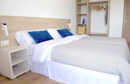 Sea View Apartment, spacious and renovated, 10 minutes to the beach, pool - Photo 9
