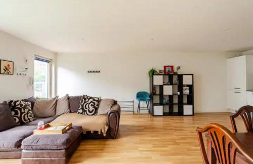 The Nest of Forest Hill - Photo 4