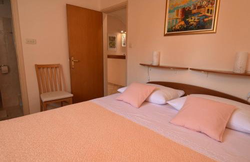 2 bedroom apartment with garden - Foto 8