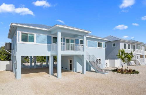 Blue Pearl New Waterfront Haven with Heated Pool ,70 Foot Dock, and More! - Foto 85
