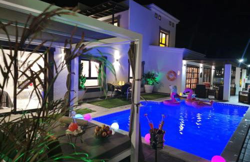 VILLA KARLA - Foto 1