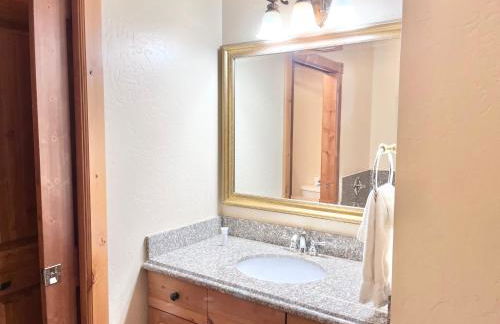 Swiss Zermatt King Suite with Pool Near Park City Ski Resorts - 2049 - Foto 10