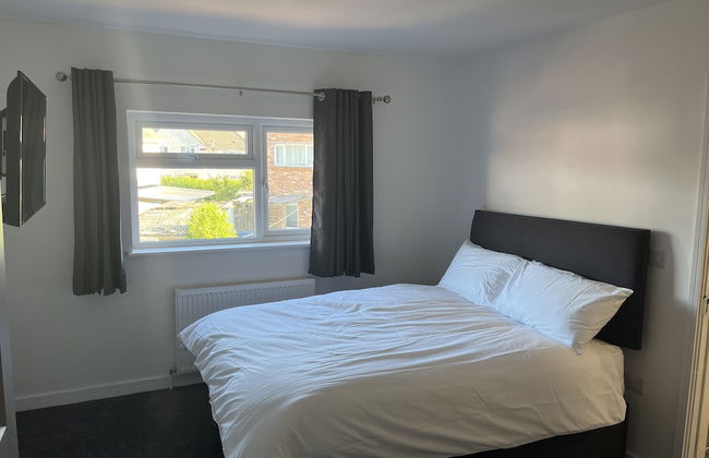 House - Sleeps 14, Onsite Parking & Pets Allowed - Foto 8