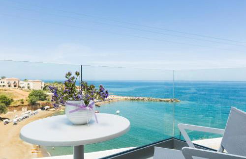 Contessa Del Mare - Premium Beachfront Villa by etouri - Photo 28