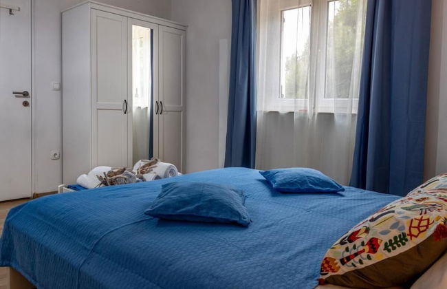 Villa Akulica With Heated Outdoor Pool and Seaview - Photo 6