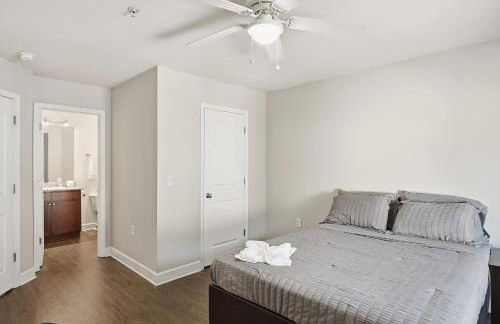 Modern Comfort and Resort Style Living Near CU - Foto 4