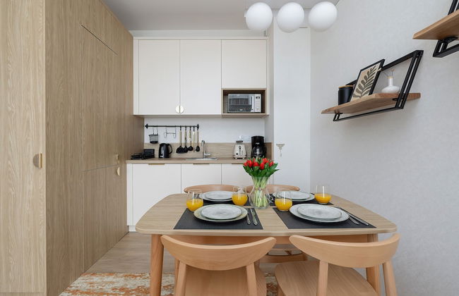 Bel Mare Apartment w/ Balcony by Renters - Foto 17