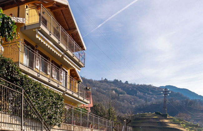 2 bedroom Apartment in Bellano with garden - Photo 2