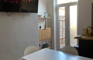 Comfortable 2 bedroom home from home with parking - Foto 20