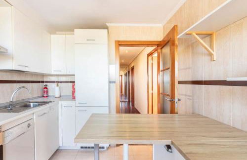 Playa, SPA, río y monte con Terraza y Parking - Foto 17