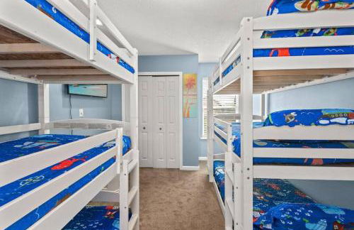 Pirates Cove - Private Pool, Seasonal Hot Tub, Game Room, Close to Beach, Pets OK - Photo 24