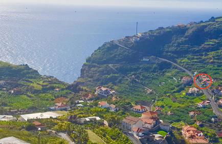 Pink House - Photo 3