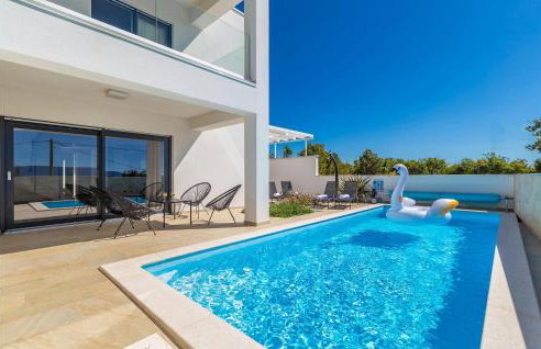 Nice Home In Linardici With Wifi - Photo 2