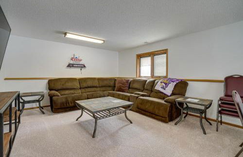 2 Mi to Super Rink Sporty Group Getaway in Blaine - Foto 22