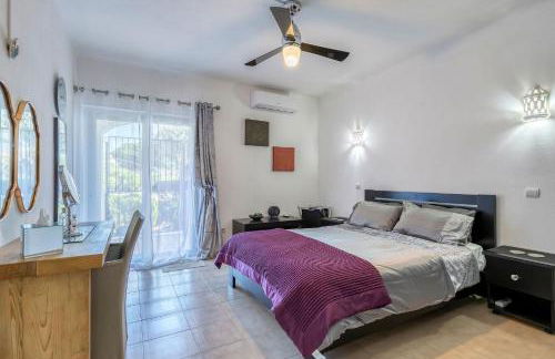 91 adm fabulous townhouse with communal pool - Foto 4