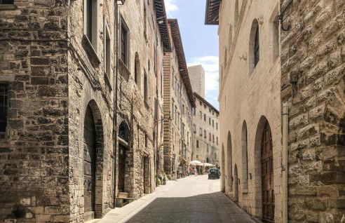 3 Bedroom Cozy Apartment In Gubbio - Foto 7
