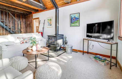 Serene Lakes Cabin with Deck Dog Friendly! - Foto 4