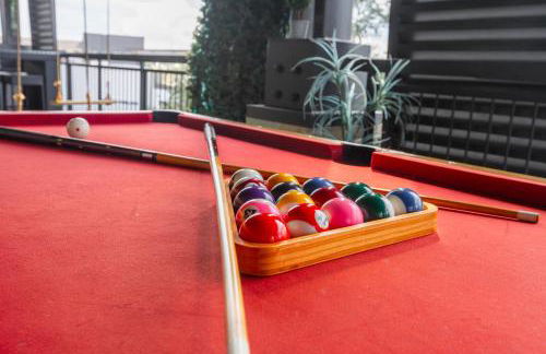 The Treehouse Spacious & Fun 2BR Retreat in the Heart of the Domain - Foto 11