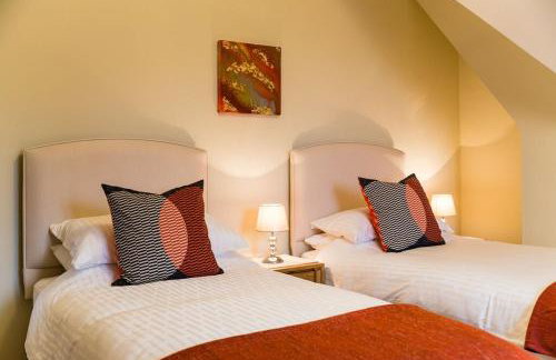 Luxury 3 Bed Home with Heated Swimming Pool Air Con and Boules Pitch - Foto 20