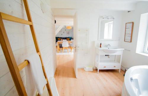 -PETREL- Maison de campagne avec grand jardin - Photo 15