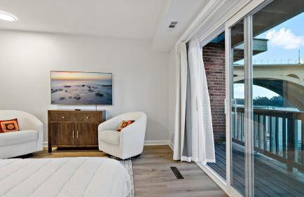 The Million Dollar Perch - Foto 23