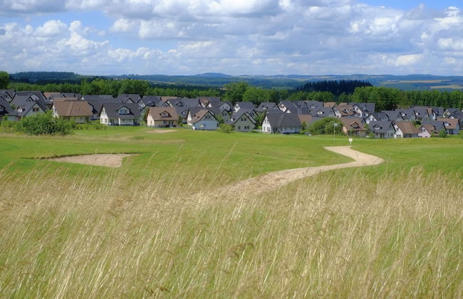Restyled Villa with Washing Machine near River Moselle - Foto 38