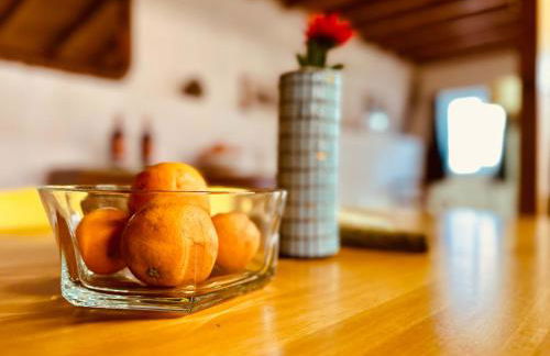 Charming Rustic Wine Cellar House in Reguengo Grande with Fireplace - Foto 14