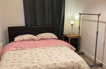 2 bedroom apartment near Wolverhampton train station - Foto 10