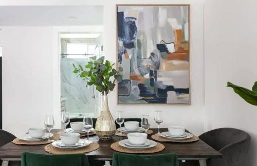 Luxury 3BR Condo Near Americana and Galleria - Foto 10