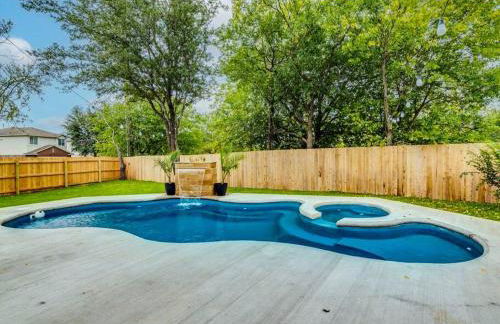 North ATX Paradise Oasis pool w Hot Tub 4BR 2 half BA - Foto 1