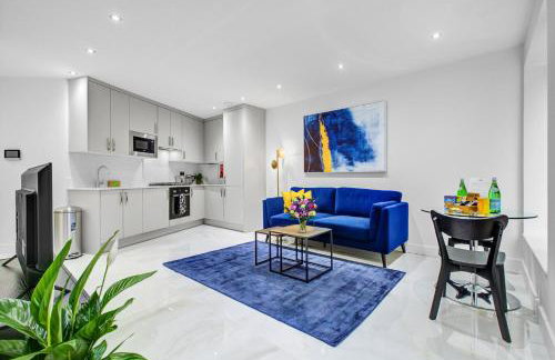 Hybrid Resi - Uxbridge, On-site car or van parking, near London Heathrow Airport - Photo 99