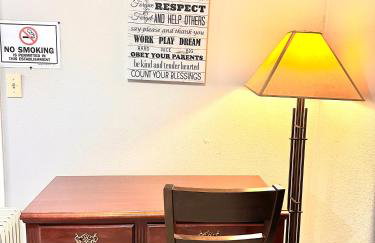 Emerald City Studio Suite - Photo 18