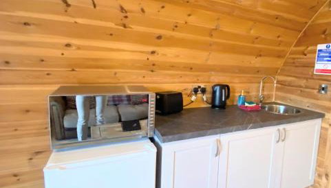 Pond View Pod 1 with Outdoor Hot Tub - Fife - Loch Leven - Lomond Hills - Foto 5