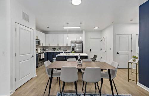 Modern 2BD - 5 Min DT, Gym, Parking, W-D - Sleeps 12 - Foto 17