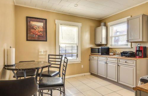 Free Parking Spot! Extended Stay Near Newark and NYC - Foto 7