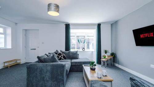 4 BDR House By Eason Stays Short Lets St Helens - Foto 2, Other