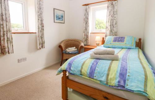 Porth Awyr - Photo 13