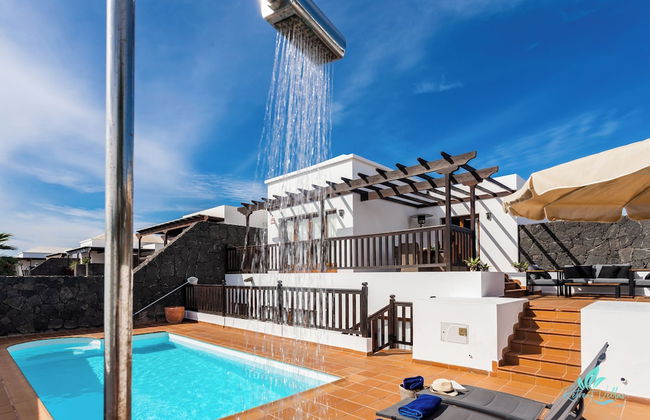 4 Bed Villa - Heated Pool, Pool Table, Bbq, Patio - Photo 26