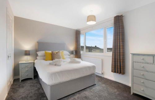 NEW! 3BR in Traynor Square - Foto 4