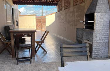 Casa próximo a plataforma de pesca com piscina e churrasqueira - Foto 35