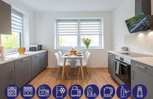 Skipper's Deck - Stilvoll und zentral nahe Hafen und Deich, inkl Parken, 2 Arbeitsplätze, Wlan, voll ausgestattete Küche - Foto 7