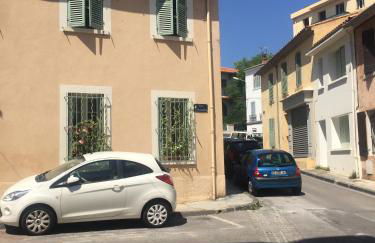 Le Suffren, studio classé ventilé ,wifi, à 100 m de la plage - Foto 25