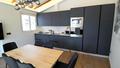 Atico loft de lujo con terraza espectacular y vista a los 2 castillos - Photo 4