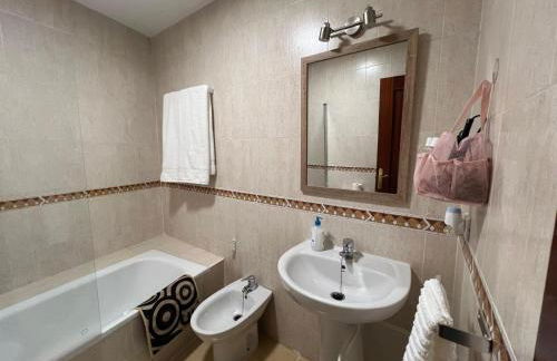 Concano - Apartamento turístico en Sanlúcar la Mayor - Foto 9