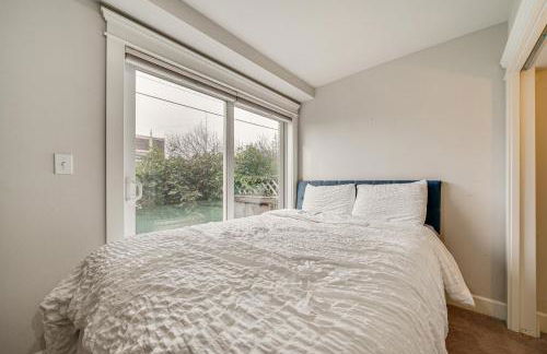 Central to Everything! Prime Seattle Townhome - Foto 23