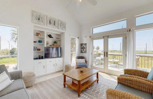 Salty Tides & Sunset Vibes - Foto 2