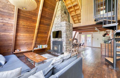 Modern A-Frame Cabin in the Woods - Foto 27