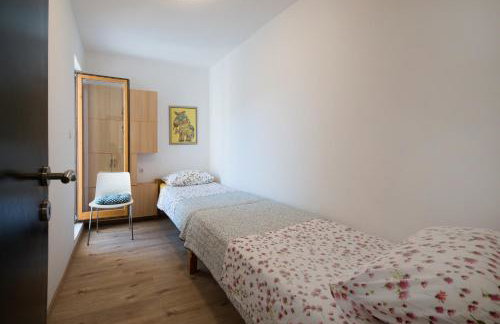 Stone House Marin - Photo 34