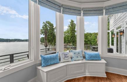 Private Dock, Pool + Hottub, Game Room, Firepit Paradise Pointe by Avantstay - Foto 41